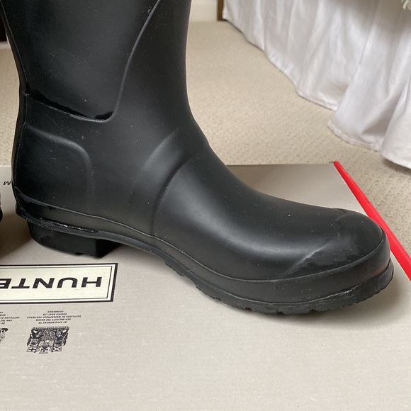 Tall Hunter rain boots - Picture 6 of 11